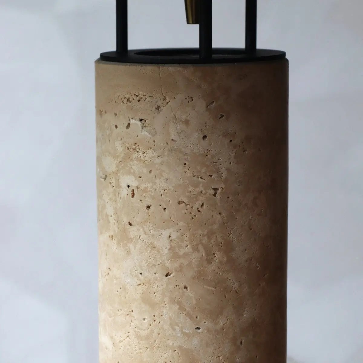 Tischlampe Travertin 35 cm – Design Tischleuchte Schwarz mit GU10 Leuchtmittel