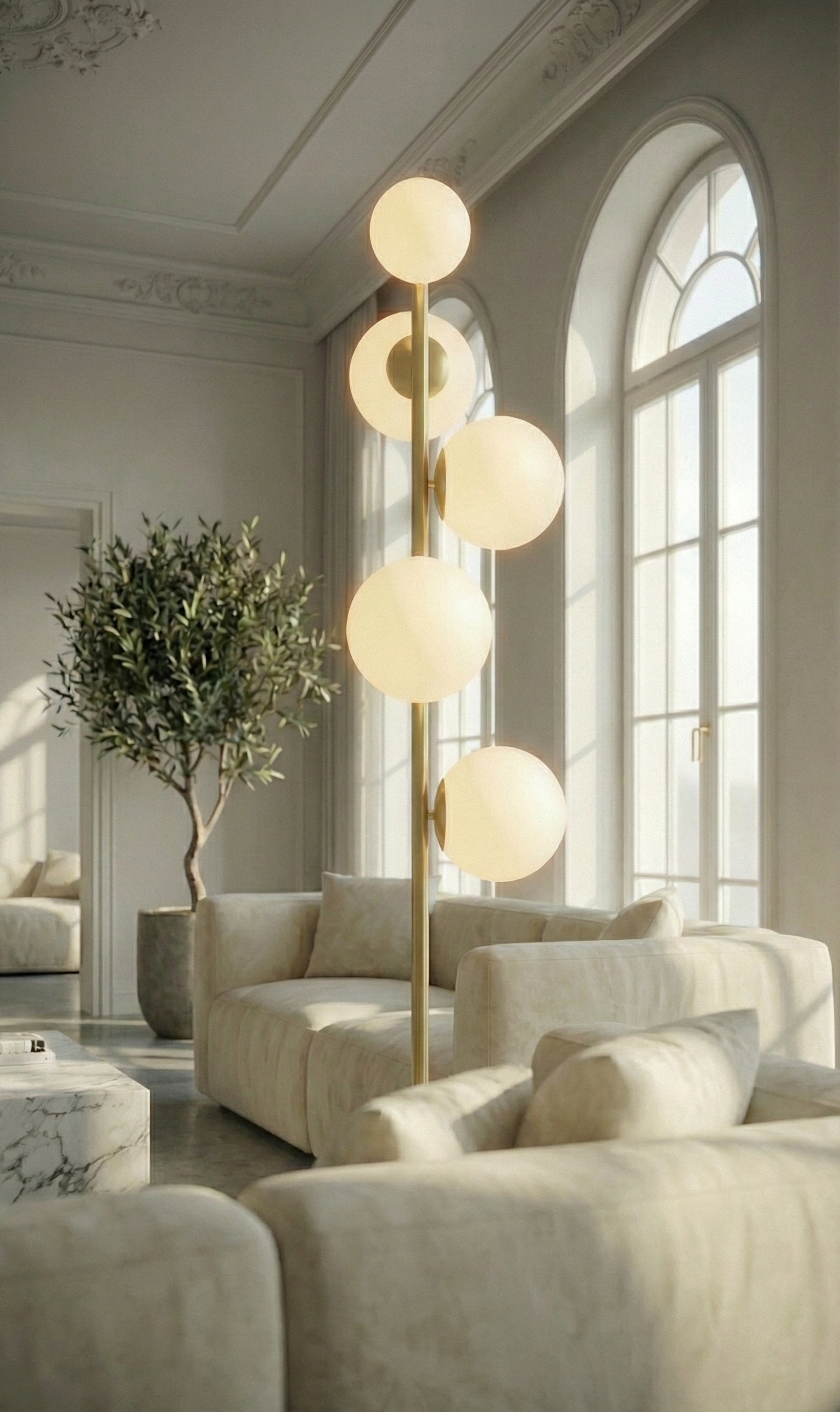 Luxus Stehlampe Jenna – Goldene Bodenleuchte mit weißen Glaskelchen