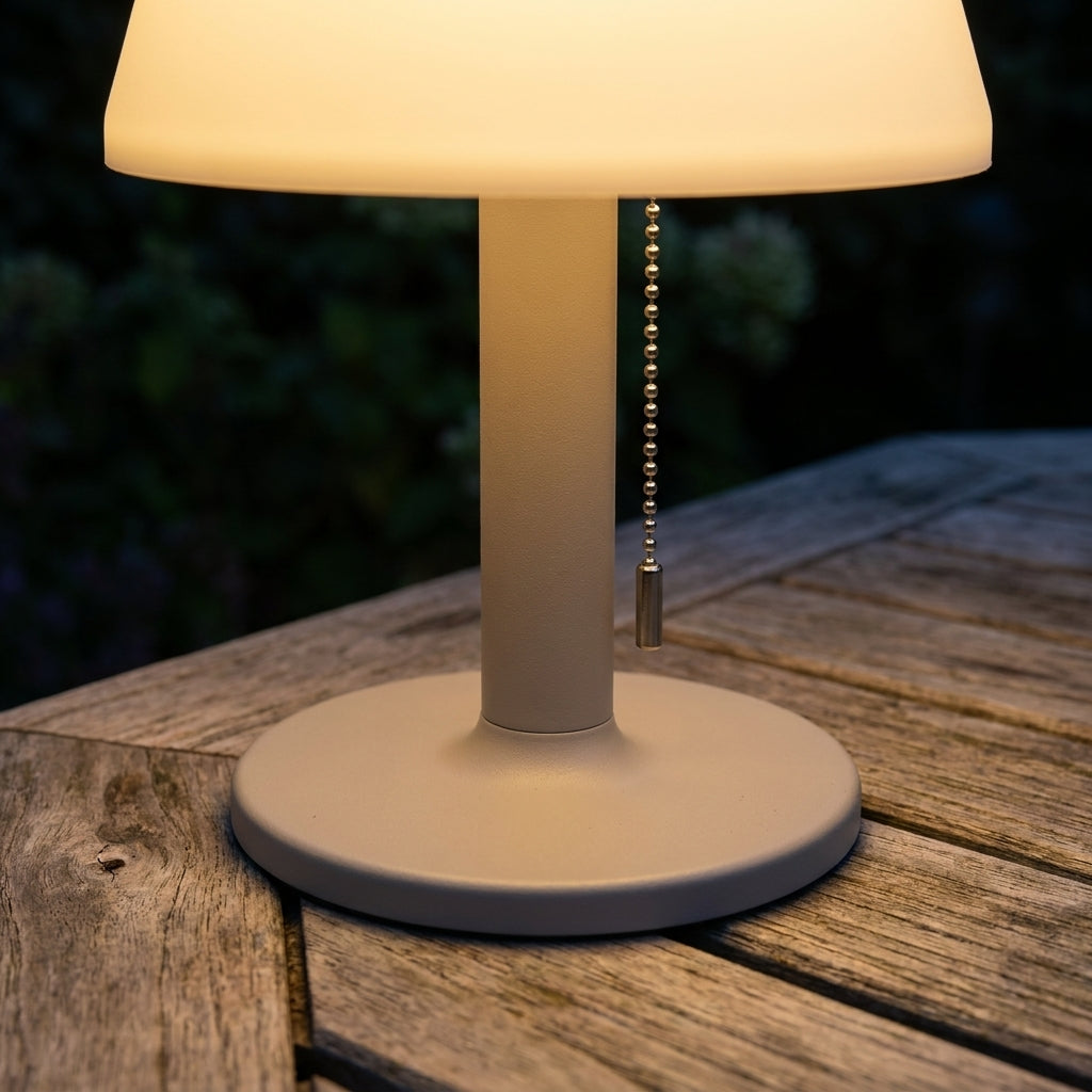 Leitmotiv Solar-Tischleuchte grau, IP44, USB & Solar aufladbar, kabellos, für innen & außen