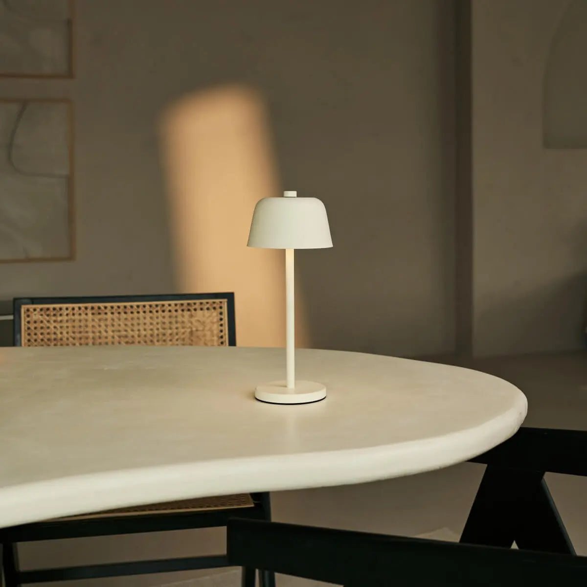 Kabellose LED Tischlampe 29 cm – Wiederaufladbar Dimmbar USB-C Beige