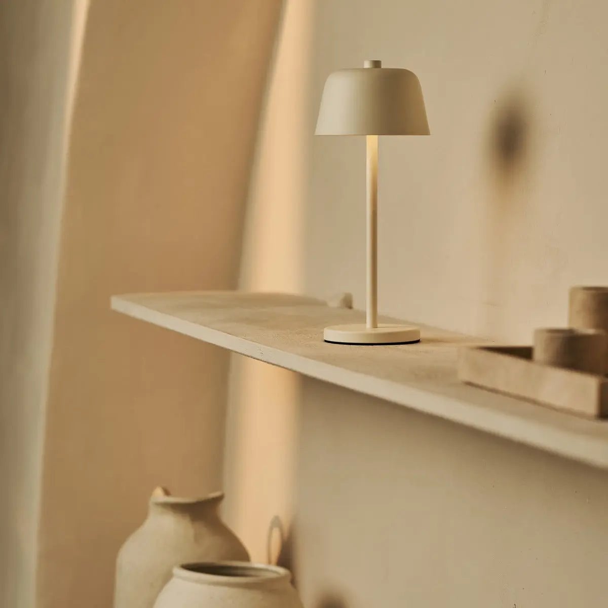 Kabellose LED Tischlampe 29 cm – Wiederaufladbar Dimmbar USB-C Beige