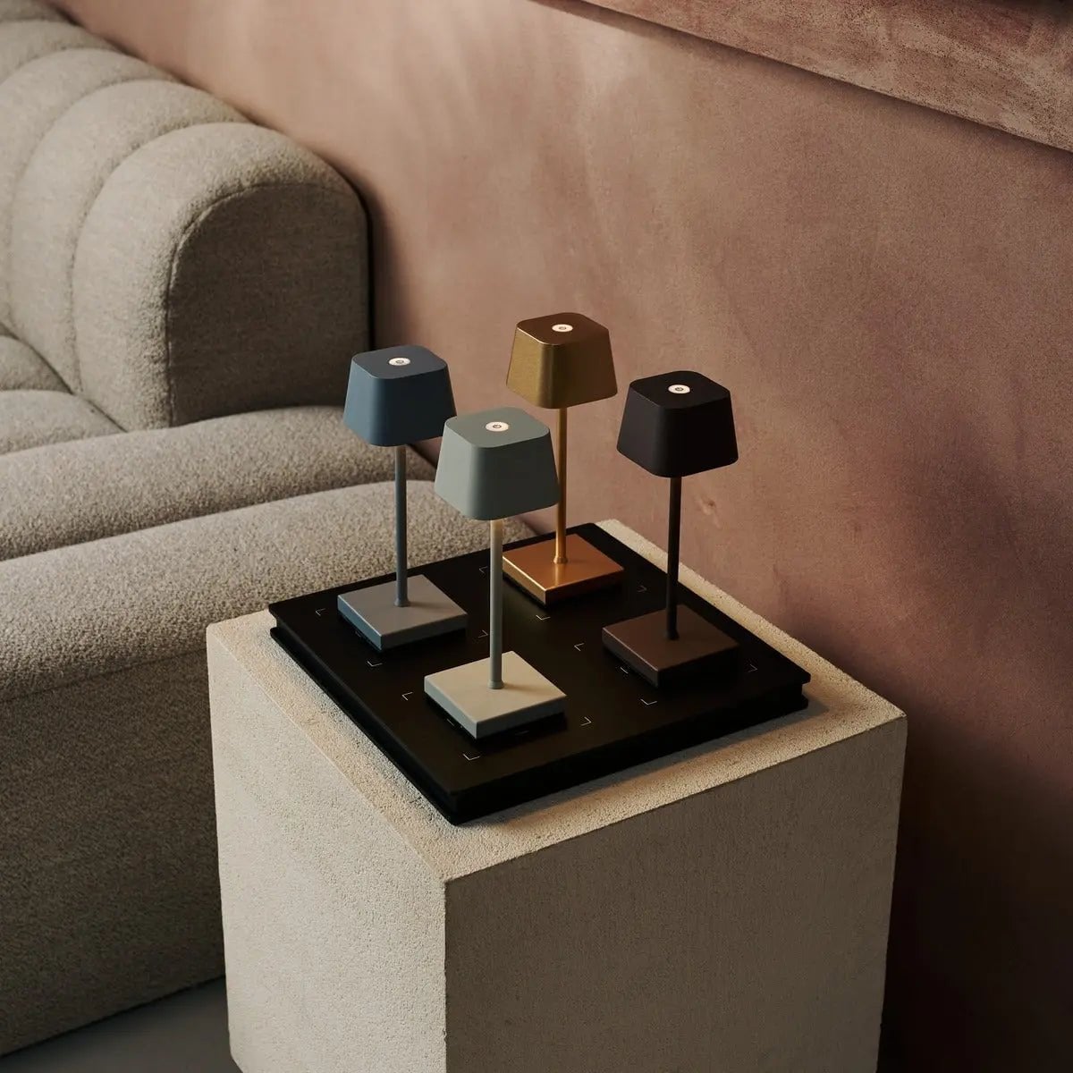 Kabellose LED Tischlampe 22 cm – Dimmbar Wiederaufladbar Grau