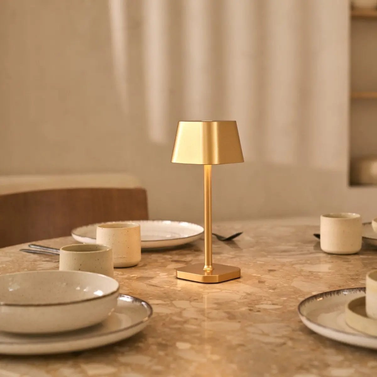 LED Tischlampe Kabellos Dimmbar 26 cm – Wiederaufladbar Gold